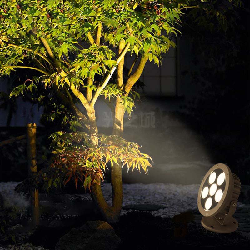 Landscape Lighting Satin Black Cast Spot Light – Spotlight Important Landscape Features and Increase Home Security (1-1)
